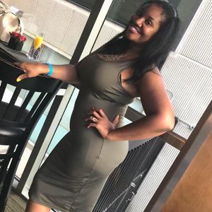 Meet your Posher, Monique